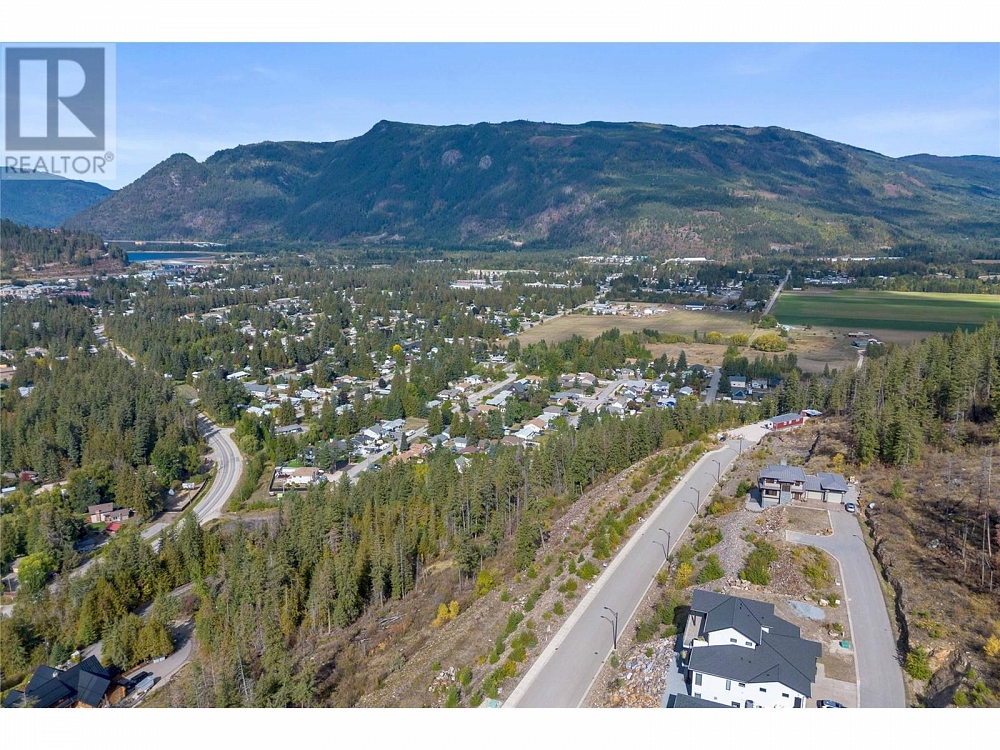 279 Bayview Drive Sicamous Photo 13